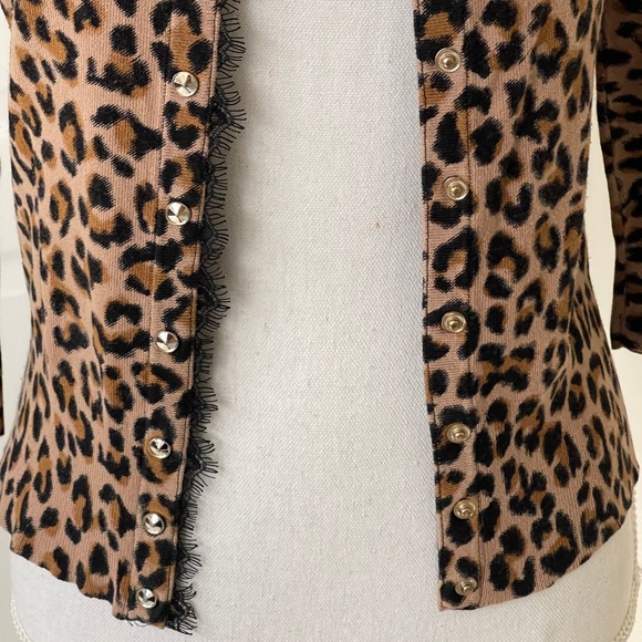 Gorgeous White House Black Market Leopard Cardigan - Picture 11 of 16